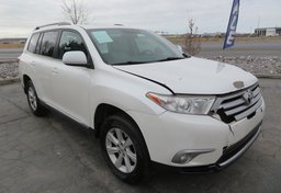 2013 Toyota Highlander - Image 4