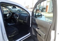 2019 Chevrolet Colorado - Image 22