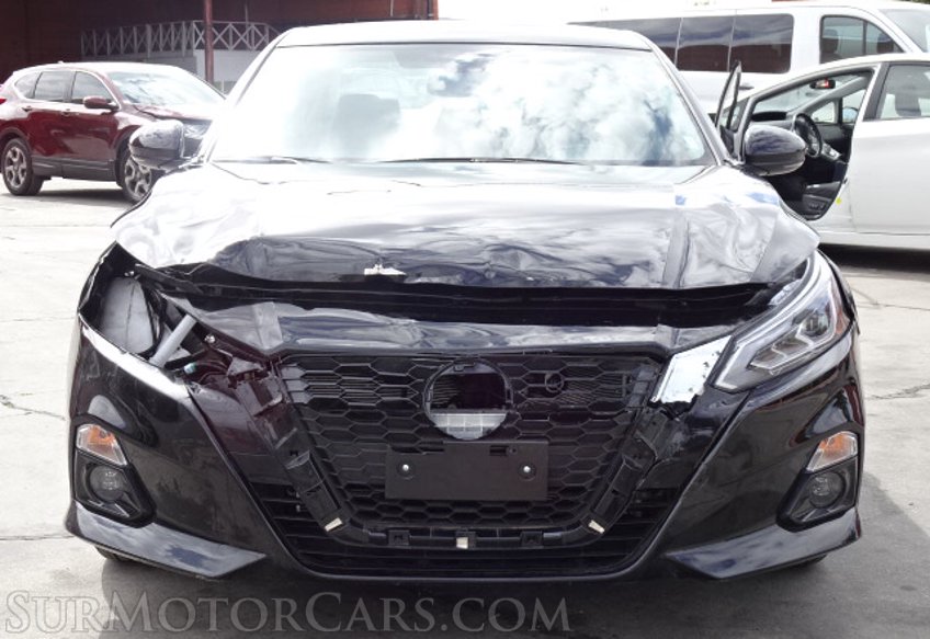 2020 Nissan Altima - Image 11