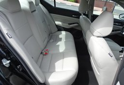 2020 Nissan Altima - Image 29