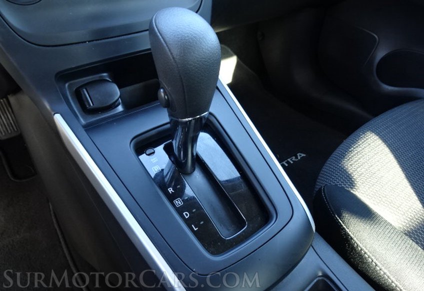 2019 Nissan Sentra - Image 40