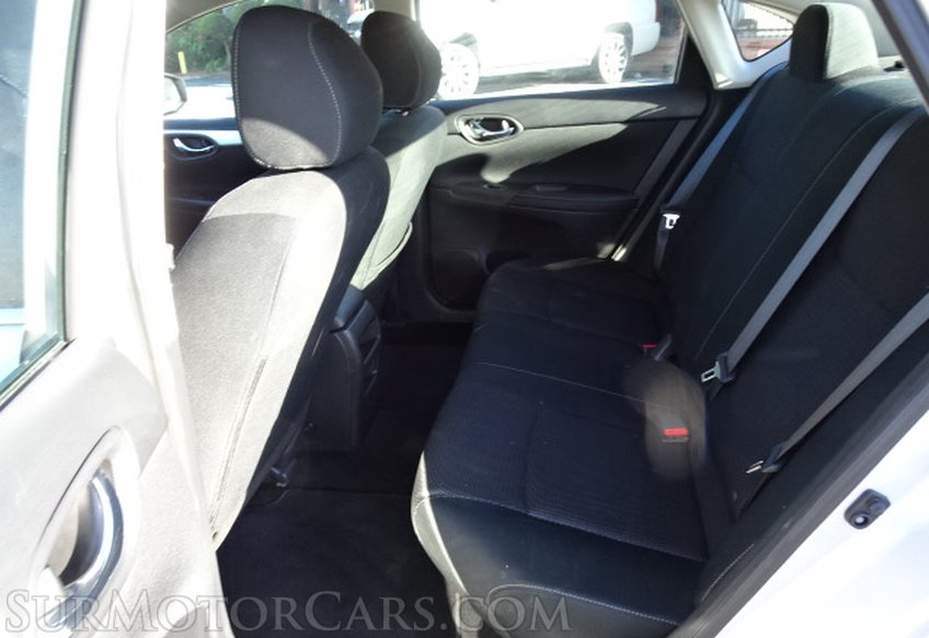 2019 Nissan Sentra - Image 28