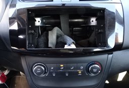 2019 Nissan Sentra - Image 38