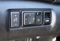 2019 Nissan Sentra - Image 35