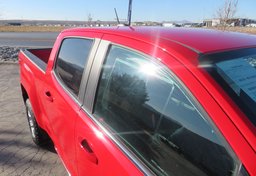 2018 GMC Canyon - Image 12