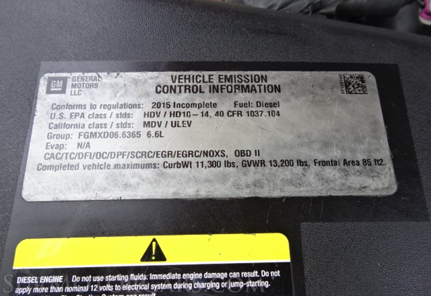 2015 Chevrolet Silverado 3500HD - Image 44