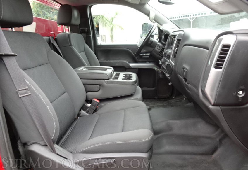 2015 Chevrolet Silverado 3500HD - Image 27