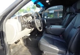 2014 GMC Sierra 2500HD - Image 31