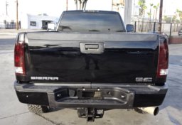 2014 GMC Sierra 2500HD - Image 13