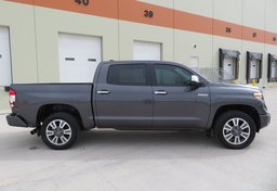 2020 Toyota Tundra 4WD - Image 11
