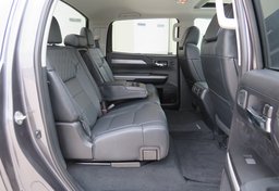 2020 Toyota Tundra 4WD - Image 36