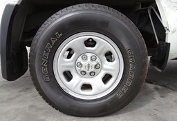 2018 Nissan Frontier - Image 18