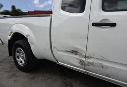 2018 Nissan Frontier - Image 17