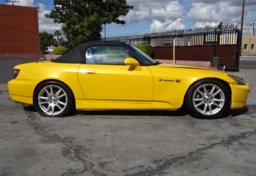 2004 Honda S2000 - Image 11