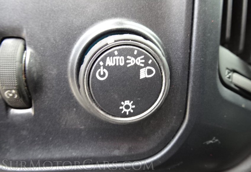 2018 Chevrolet Silverado 1500 - Image 29