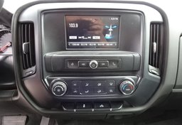 2018 Chevrolet Silverado 1500 - Image 31