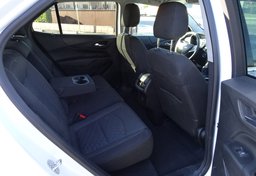 2020 Chevrolet Equinox - Image 29