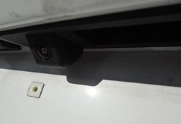 2020 Chevrolet Equinox - Image 13