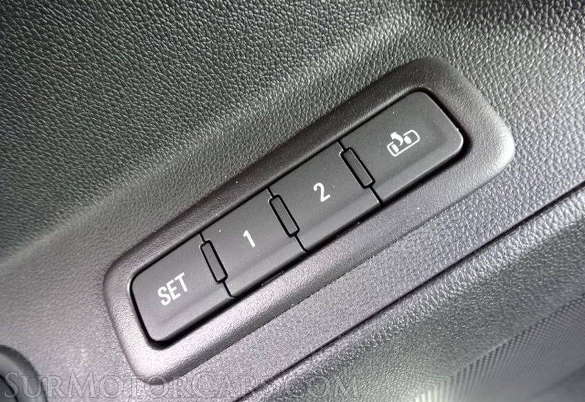 2020 Chevrolet Equinox - Image 41