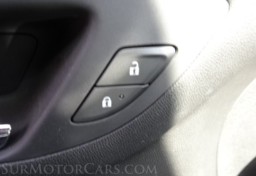 2020 Chevrolet Equinox - Image 39