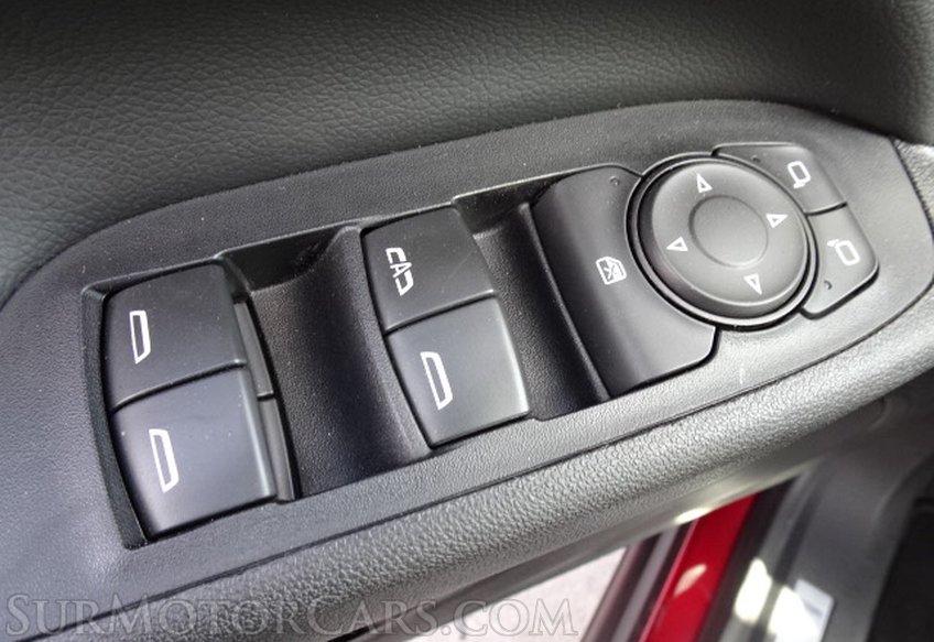 2020 Chevrolet Equinox - Image 38