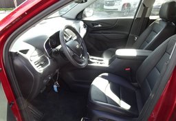 2020 Chevrolet Equinox - Image 28