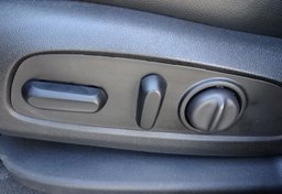 2020 Chevrolet Equinox - Image 37