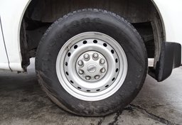 2017 Nissan NV Cargo - Image 11