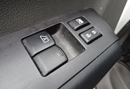 2017 Nissan NV Cargo - Image 38