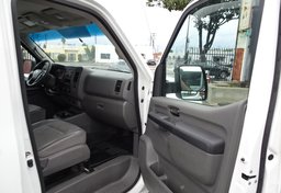 2017 Nissan NV Cargo - Image 19