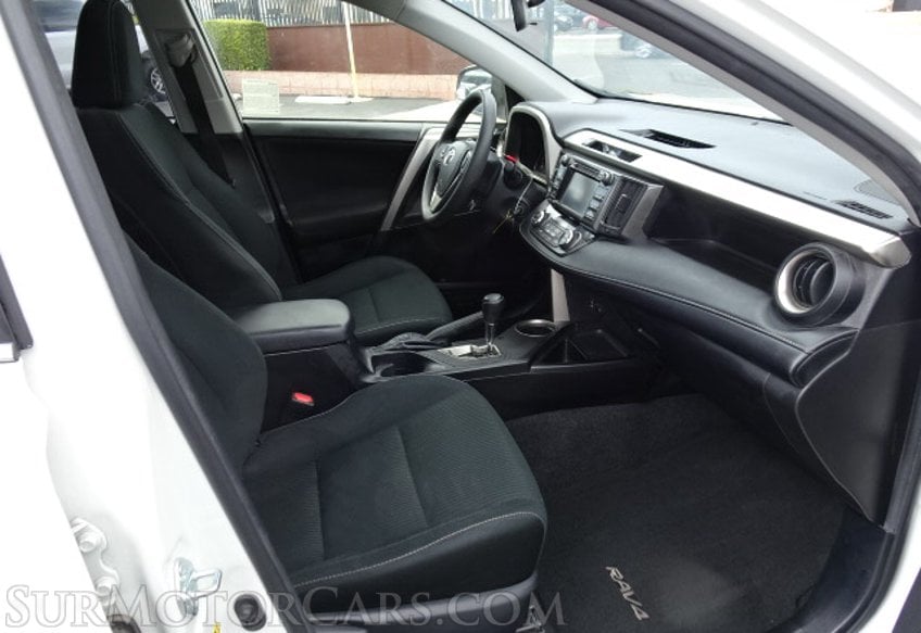 2014 Toyota RAV4 - Image 28