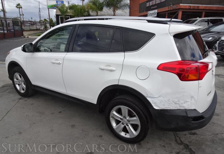 2014 Toyota RAV4 - Image 6