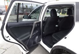 2014 Toyota RAV4 - Image 23