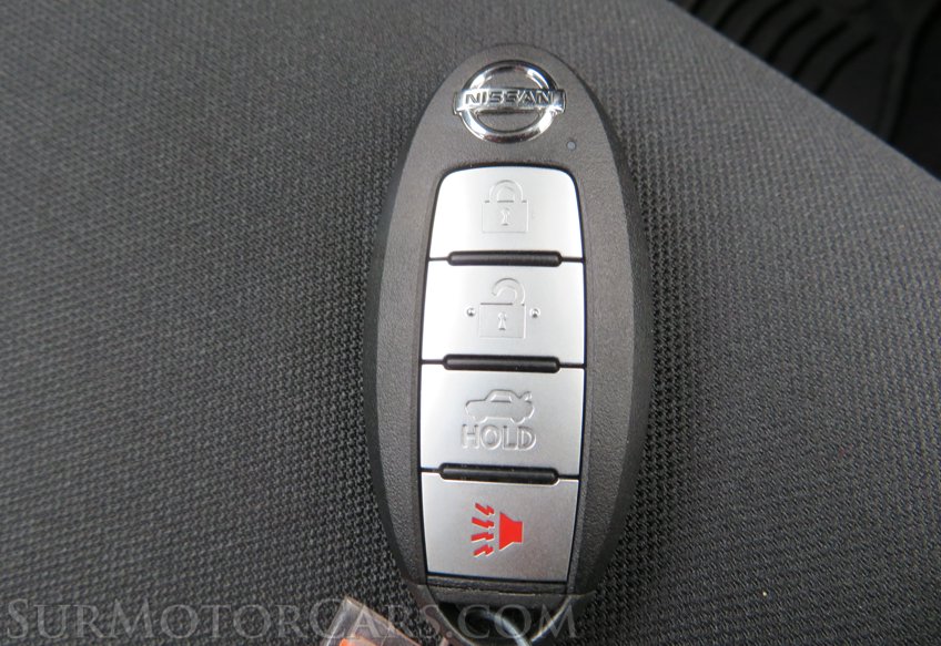 2020 Nissan Versa Sedan - Image 40