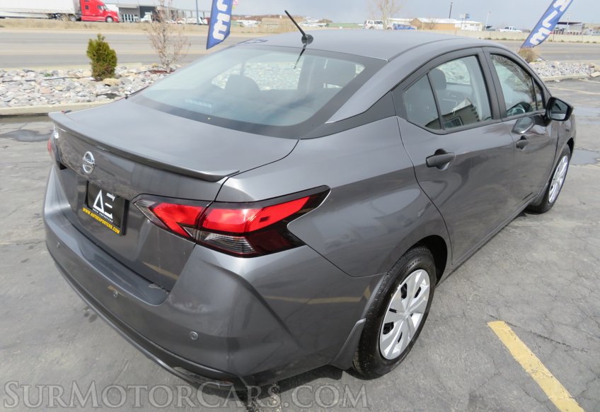 2020 Nissan Versa Sedan - Image 5