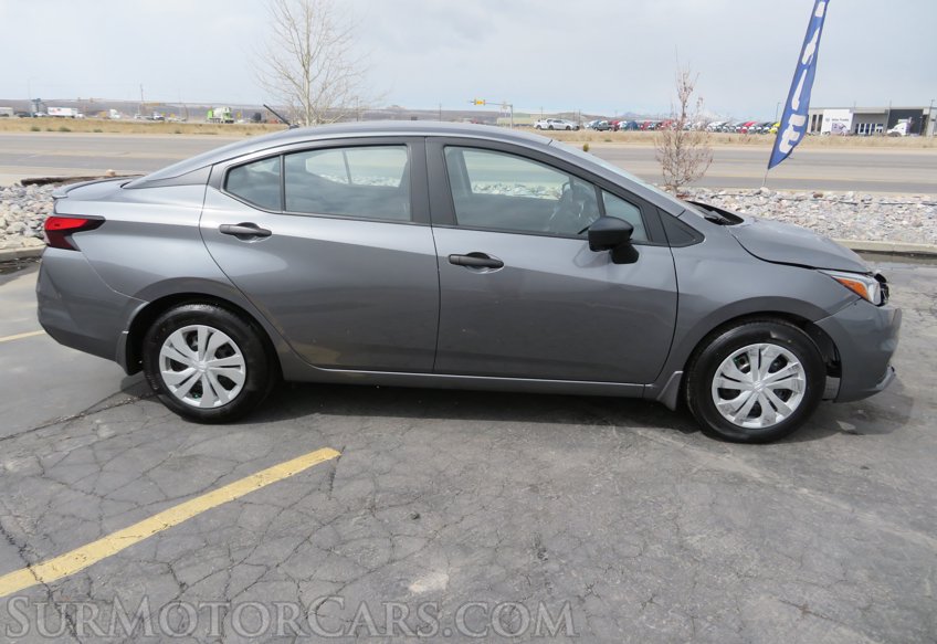 2020 Nissan Versa Sedan - Image 9
