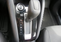 2020 Nissan Versa Sedan - Image 29