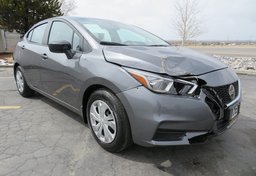 2020 Nissan Versa Sedan - Image 4