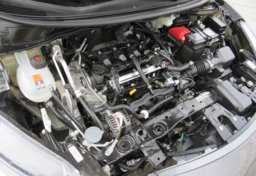 2020 Nissan Versa Sedan - Image 46