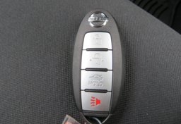 2020 Nissan Versa Sedan - Image 40