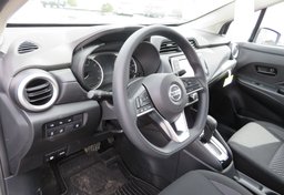 2020 Nissan Versa Sedan - Image 16