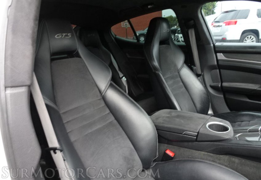 2013 Porsche Panamera - Image 37