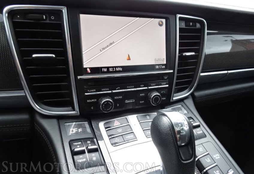 2013 Porsche Panamera - Image 44