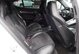 2013 Porsche Panamera - Image 34