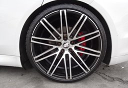 2013 Porsche Panamera - Image 10