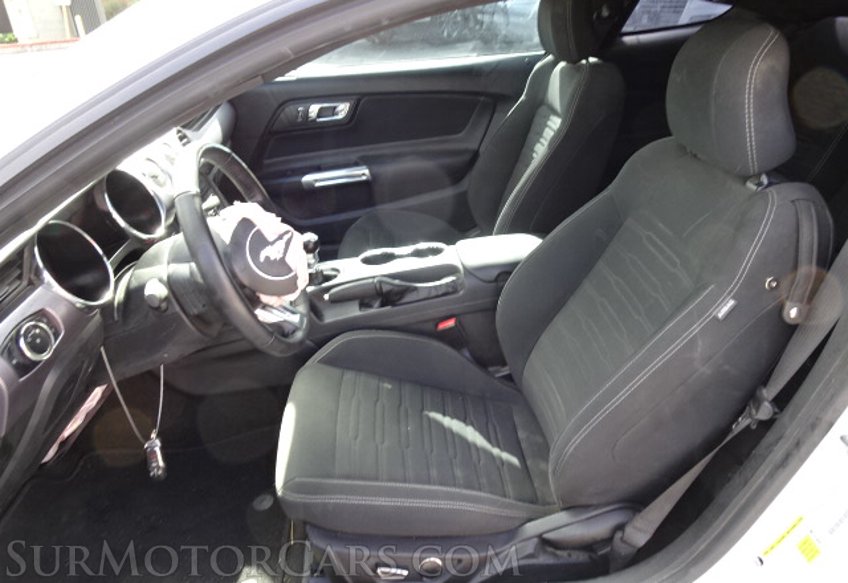 2017 Ford Mustang - Image 21