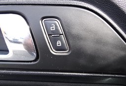 2017 Ford Mustang - Image 37