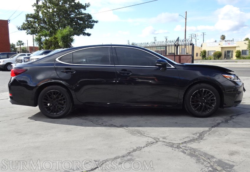 2017 Lexus ES - Image 6