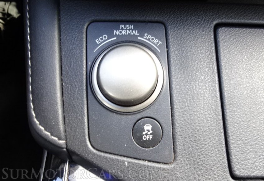 2017 Lexus ES - Image 41