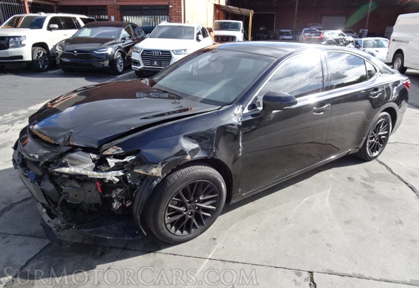 2017 Lexus ES - Image 2